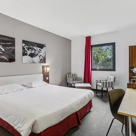 Akena La Ferte Bernard 3*